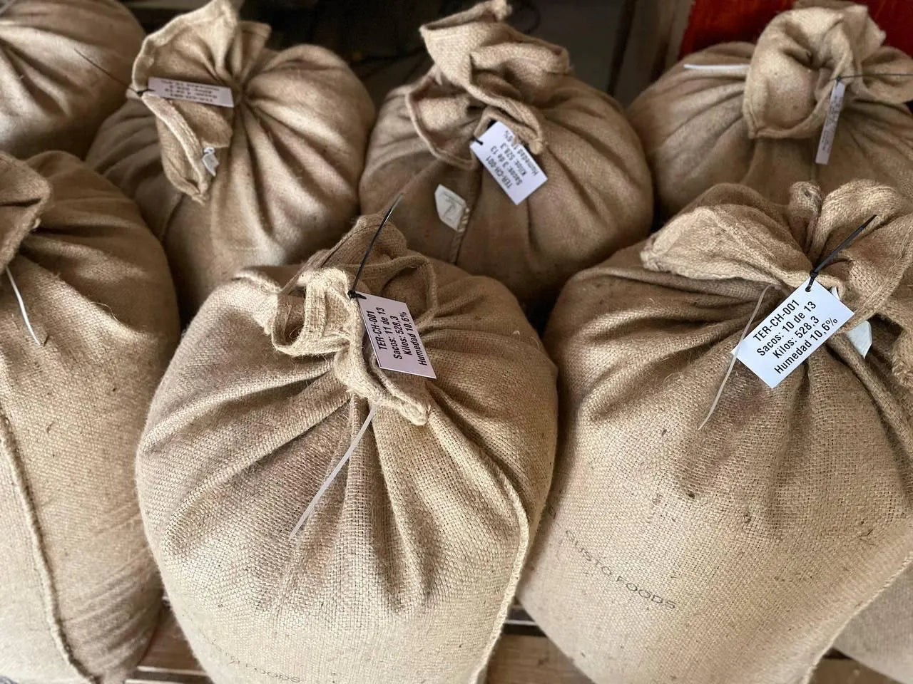 Kaffee-Geschenkset 3 × 250 g – Costa Rica Spezialitätenkaffee als ganze Bohne (Trio) – Preisgekrönter San Marcos Arabica – Geschenkbox für Kaffeeliebhaber, Damen & Herren