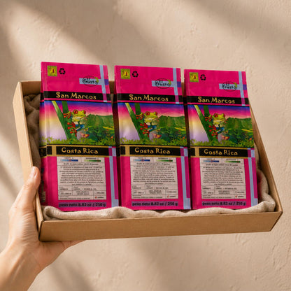 Kaffee-Geschenkset 3 × 250 g – Costa Rica Spezialitätenkaffee als ganze Bohne (Trio) – Preisgekrönter San Marcos Arabica – Geschenkbox für Kaffeeliebhaber, Damen & Herren